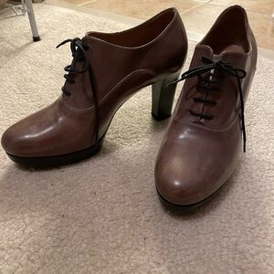 Dark dove grey Fratteli Rossetti lace-up 3 inch platform shoes! 38.5EU/ 7.5 US.